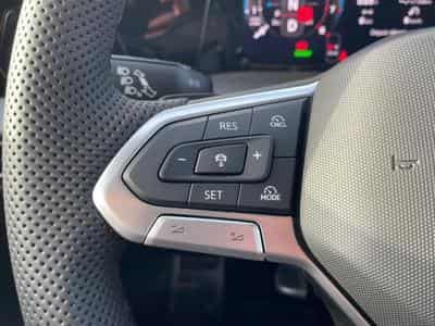 VW GOLF VIII 1.5 ETSI EVO2 150 R-LINE DSG7 (2026) - Photo 15