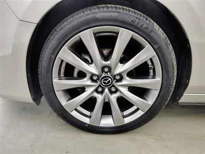 Mazda 3 Hatchback 2.0i e-Skyactiv-G Nagisa (2024) - Foto 6