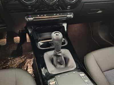 Mercedes A 180 A 180 Business Solution NAVI/JA/PDC (2022) - Photo 12