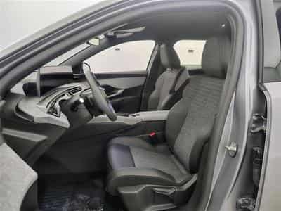 Peugeot 5008 1.2 HYBRID 145cv e-DSC6 Allure 7pl. CARPLAY / FULL LED / CAM (2025) - Photo 7