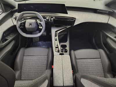 Peugeot 5008 1.2 HYBRID 145cv e-DSC6 Allure 7pl. CARPLAY / FULL LED / CAM (2025) - Photo 8