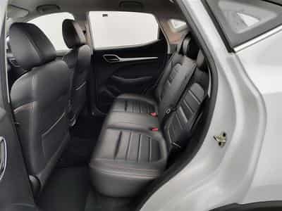 MG ZS 1.0 T-GDi 110cv AUTO Luxury NAVI / FULL LED / CUIR / CAMERA (2024) - Photo 13