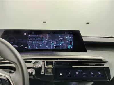 Peugeot 3008 1.2 HYBRID 145cv e-DSC6 Allure S-CUIR / NAVI / CAMERA (2025) - Photo 11
