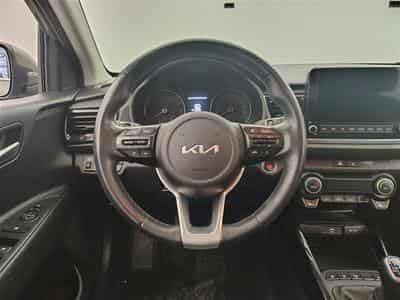 Kia Rio 1.0 T Pulse (2023) - Photo 9