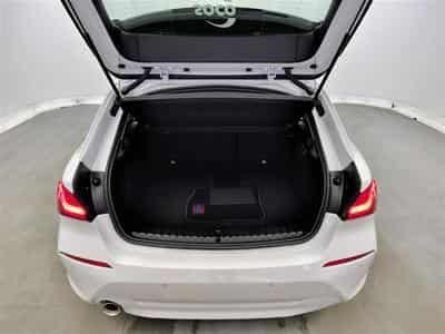 BMW 118 iA Business NAVI / FULL LED / PDC AV-AR (2023) - Foto 14