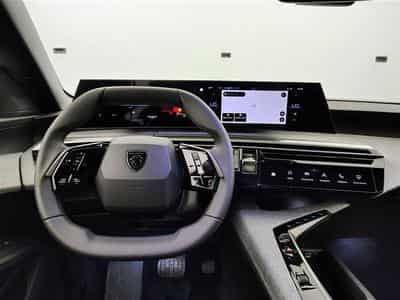 Peugeot 3008 1.2 Hybrid 145cv e-DCS6 Allure NAVI / FULL LED / CAMERA (2026) - Foto 9