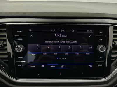 VW T-Roc 1.5 TSI DSG Carplay / PDC av+ar (2022) - Photo 11