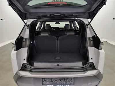 Peugeot 5008 1.2 HYBRID 145cv e-DSC6 Allure 7PL / NAVI / CAMERA360° (2025) - Foto 14
