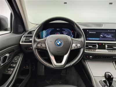 BMW 320 eA PHEV Cuir / Navi / Led / PDC av+ar (2022) - Photo 9