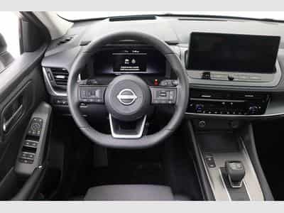 Nissan Qashqai N-Connecta Winter Comfort + PANO + 2 Tone (2025) - Photo 11