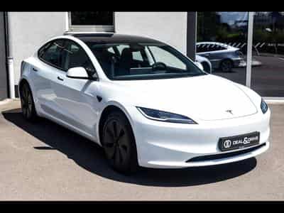 Tesla Model 3 HIGHLAND RWD - AUTOPILOT (2024) - Photo 6