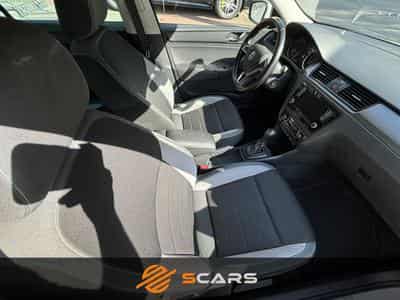 Skoda Rapid 1.4 Tdi DSG 90cv (2016) - Foto 11