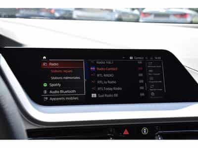 BMW 116 i CLIMA REGUL GPS PDC LED 1° MAIN (2023) - Foto 11
