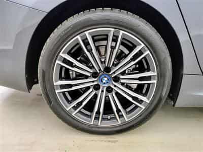 BMW 330 e XDrive PHEV PACK M NAV/CARPLAY/CAM/CUIR/PANO/LASER LED/HUD (2022) - Foto 6