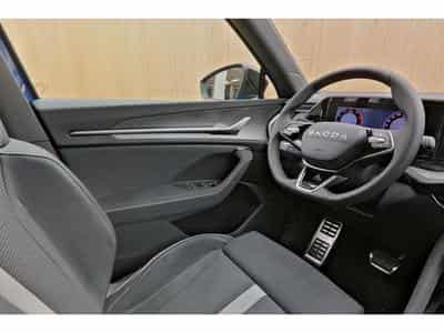 Skoda Kodiaq Sportline 1.5 TSI DSG 110 kW-150CV - 7 Places - Toit Ouvrant (2026) - Foto 12