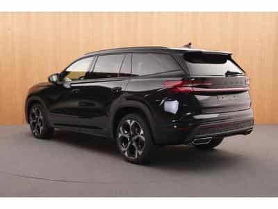Skoda Kodiaq RS 2.0 TSI 4X4 DSG 195kW-265CV (2026) - Foto 9