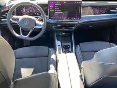 VW Passat (2025) - Foto 3