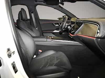 Mercedes 300 (2025) - Foto 2