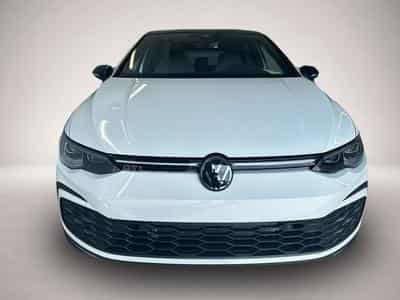 VW Golf (2024) - Foto 2