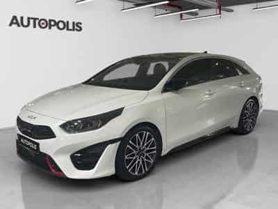 Kia ProCeed GT 1.6 T-GDI 204 DCT ISG (2023) - Photo 1