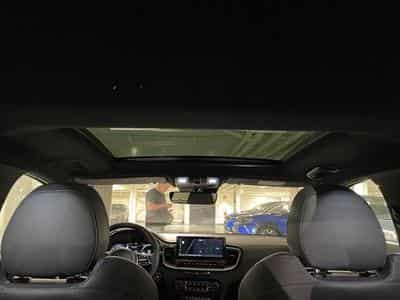 Kia ProCeed GT 1.6 T-GDI 204 DCT ISG (2023) - Photo 14