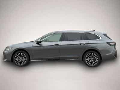 VW Passat (2025) - Photo 2