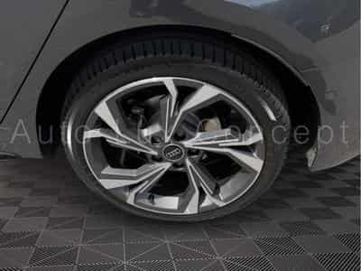 Audi A3 Sportback 40 TFSI e S line (2025) - Photo 12