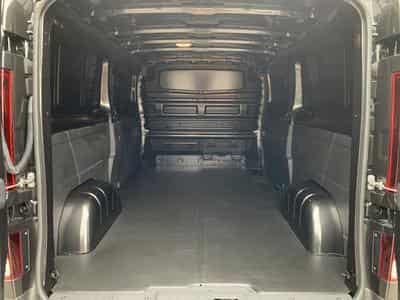 Renault Trafic 2.0 Dci 170 AT9  L2H1 (2025) - Foto 8