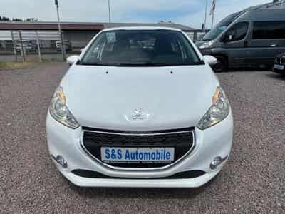 Peugeot 208 208 Active 1.4 *Zahnriemen+WP Neu*Euro5* (2012) - Foto 2
