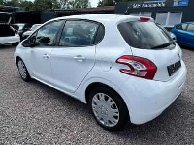Peugeot 208 208 Active 1.4 *Zahnriemen+WP Neu*Euro5* (2012) - Foto 6