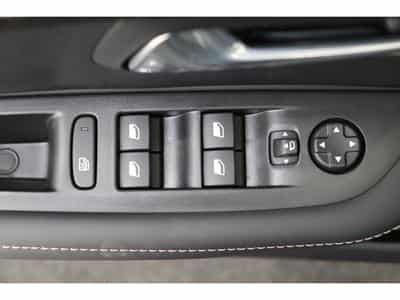 Peugeot 208 1.2 PureTech 100 Envy (2026) - Photo 13