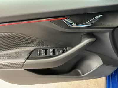 Skoda Scala Monte-Carlo+Led+Pano+Navi+DAB (2025) - Photo 14
