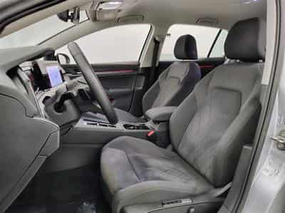 VW Golf 1.4 eHybrid Style DSG  Navi / Led / PDC (2021) - Foto 7