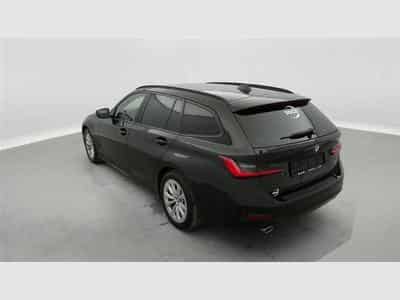 BMW 318 Touring 318 dA MHEV AdBlue (2021) - Photo 2