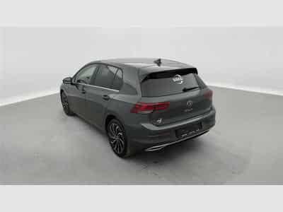 VW Golf 1.5 eTSI 150cv DSG Active (2023) - Photo 2