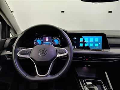 VW Golf 1.5 eTSI 150cv DSG Active (2023) - Photo 9