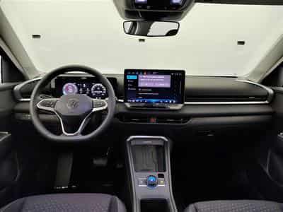 VW T-Roc 1.5 TSI 150cv DSG Life CARPLAY / FULL LED / CAMERA / JA 17" (2026) - Photo 8