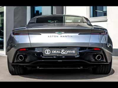 Aston-Martin DB12 COUPE 4.0 V8 BITURBO - ALUMINITE SILVER (2024) - Photo 4