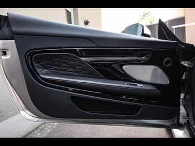 Aston-Martin DB12 COUPE 4.0 V8 BITURBO - ALUMINITE SILVER (2024) - Photo 9