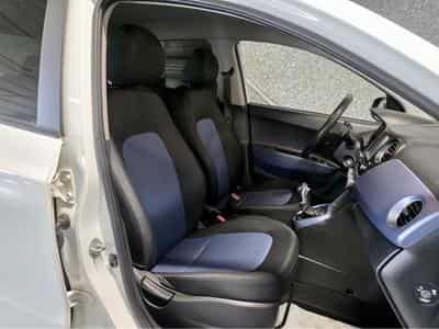 Hyundai i10 1.0 AUTO CLIM NAVI (2019) - Foto 4