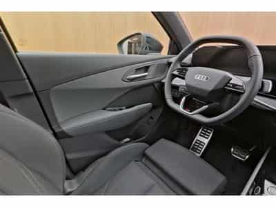 Audi Q3 35 TFSI S line 110 kW-150CV S tronic - Jantes 19" - Leds - C (2026) - Photo 10