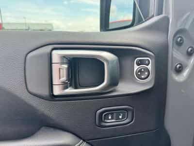 Jeep Wrangler Unlimited 2.0T Hardtop AWD BVA Sahara (2020) - Foto 9