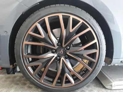 Cupra Leon VZ CUP 2.0 TSI 300CV * PANO * VSS * BEATS * CARBONE * (2024) - Foto 13