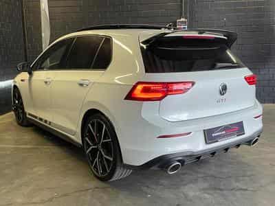 VW Golf GTI Clubsport 2.0 TSI 300CV DSG7 *PANO* MATRIX *ESTORIL* (2024) - Foto 6