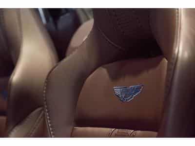 Aston-Martin V8 Vantage ROADSTER - Ultramarine Black (2022) - Foto 13