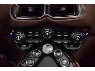 Aston-Martin V8 Vantage ROADSTER - Ultramarine Black (2022) - Foto 15