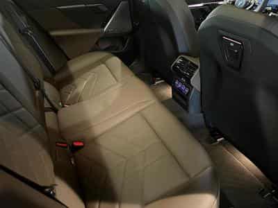 BMW 530 530e Touring M Sport (2025) - Foto 12