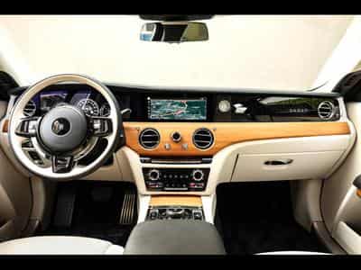 Rolls-Royce Ghost GHOST 6.75 V12 (571 CH) EXTENDED WHEELBASE (EWB) – FULL PPF (2022) - Foto 14