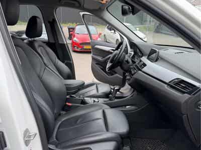 BMW X1 X1 2.0 i X drive Navi Cuir 4x4 (2017) - Foto 3