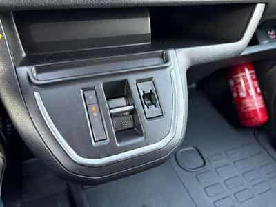 Peugeot Expert 2.0 BHDI 145 S&S EAT8 (2025) - Photo 11